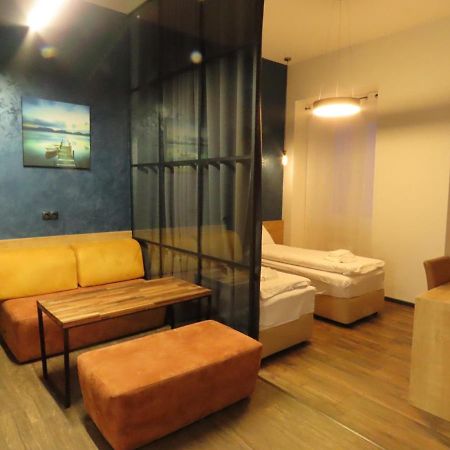 2Br Loft Apartment Near Liberty Square Tbiliszi Kültér fotó