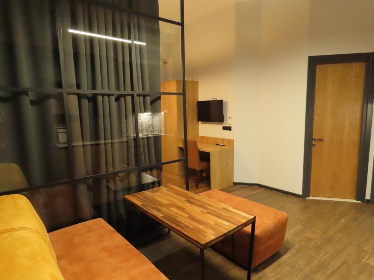 2Br Loft Apartment Near Liberty Square Tbiliszi Kültér fotó